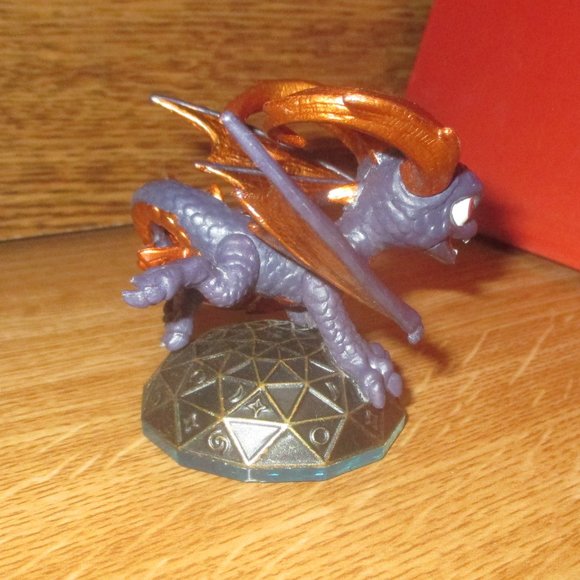 Spyro (Mega Ram Variant) from Skylanders: Swap Force (Series 3) Figures - Picture 2 of 4